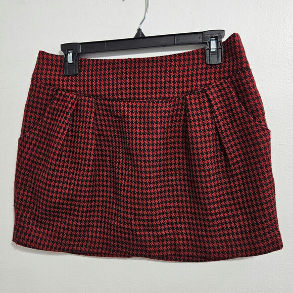 None Dresses & Skirts - Houndstooth Tweed Red/Black Pleated Mini Skirt. Size Large (junior).